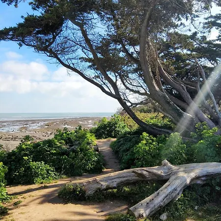 Petit Pied-a-terre A 펜션 마렌