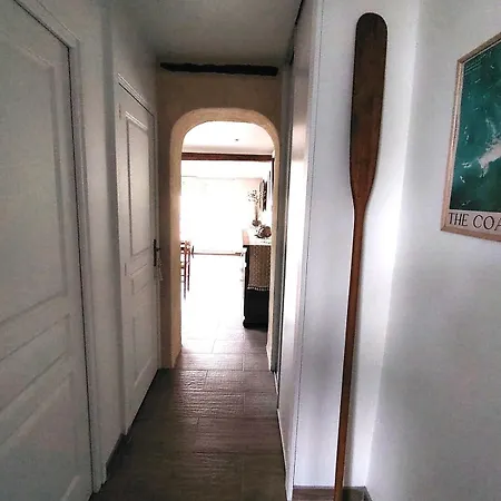 Petit Pied-a-terre A